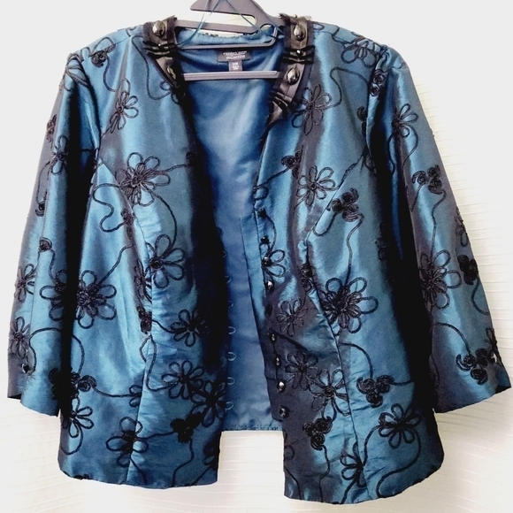 Formal Evening Wear Jacket Iridescent Blue Floral Embroidery Satin Size 22W - Picture 9 of 9